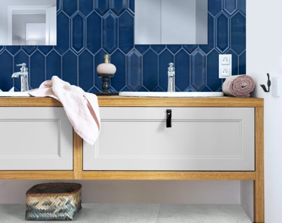 Tritone Sapphire scaled 1