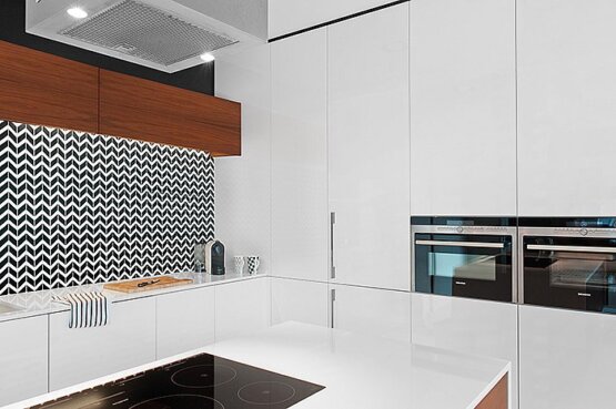 bw chevron kitchen